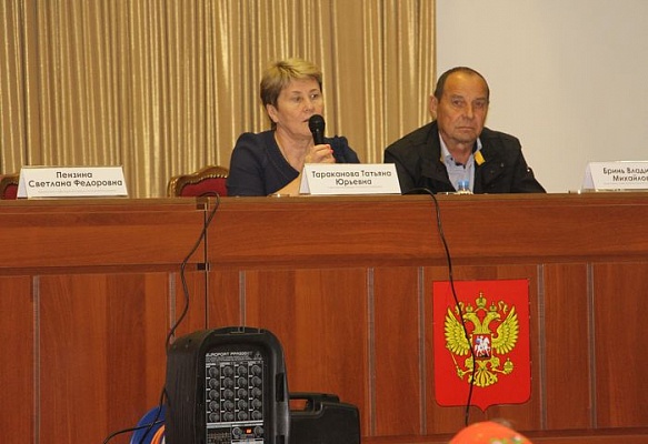 Встреча главы администрации с населением прошла в Сосенском