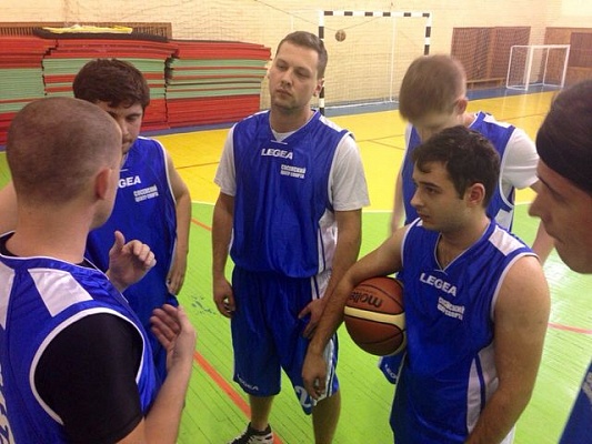 Баскетболисты поселения Сосенское сыграли с Вороновским на Первенстве ТиНАО по баскетболу
