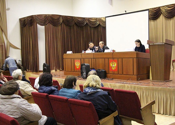 Временно исполняющая обязанности главы администрации Татьяна Тараканова встретилась с жителями 