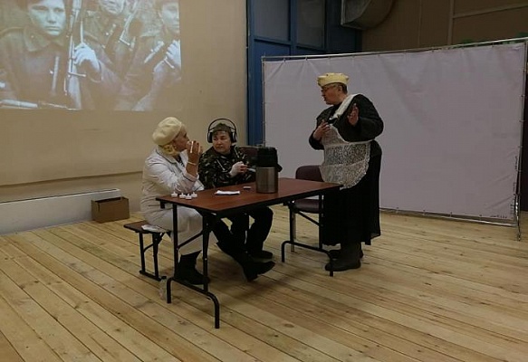 Жительница поселка Коммунарка выступила в Центре социального обслуживания «Московский» 