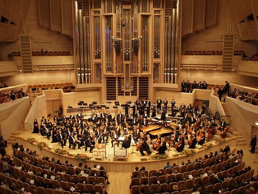 Сосенцы смогут посетить концерт оркестра «Виртуозов Москвы»