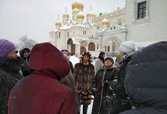Старшее поколение сосенцев посетило Кремль с экскурсией