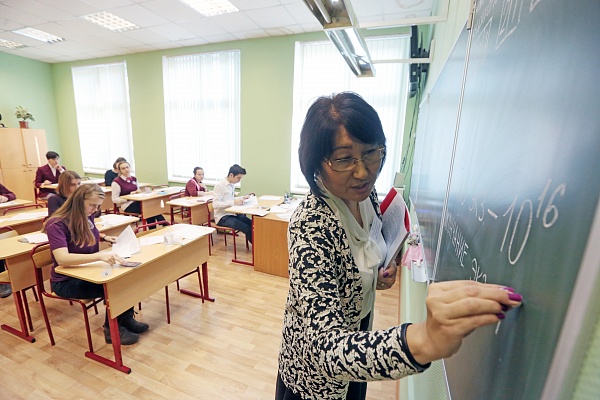 Москвичи поддержали дополнение электронного дневника функцией контроля за присутствием ученика в школе
