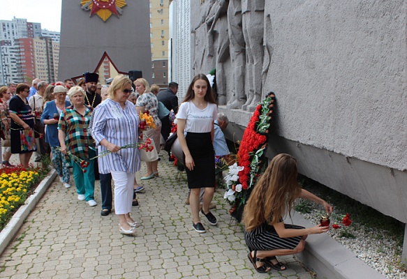 В День памяти и скорби в Сосенском состоялись митинги
