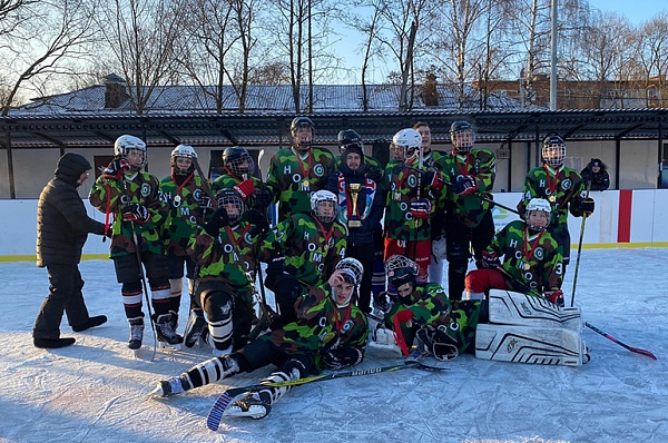 Сосенские хоккеисты победили в окружном этапе чемпионата «Золотая шайба»