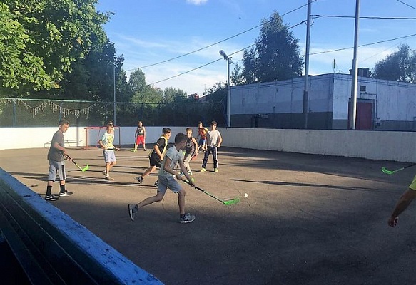Сосенский центр спорта приглашает на летние тренировки по флорболу