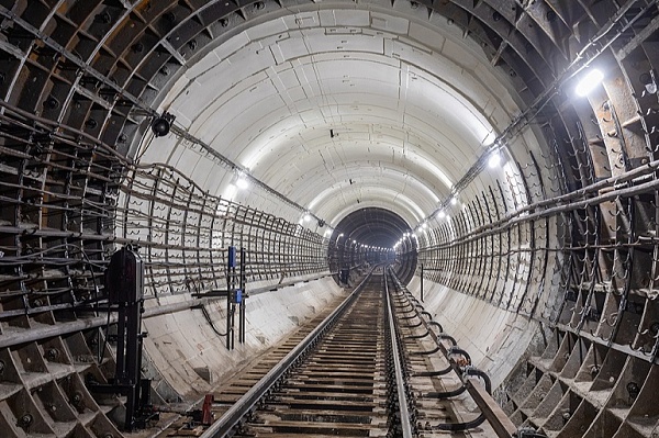 Москвичи выберут цвета для трех строящихся линий метро