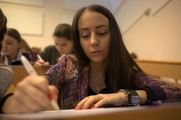 Молодежные палаты Москвы помогут провести «Тотальный диктант» на 122 площадках столицы