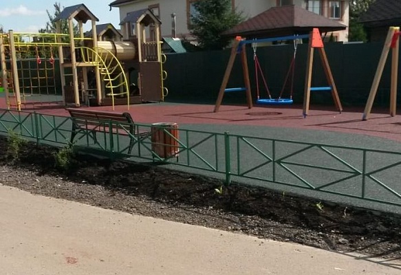 Две детских площадки благоустроили в Сосенском
