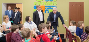Собянин осмотрел новый эколого-просветительский центр в Кусково