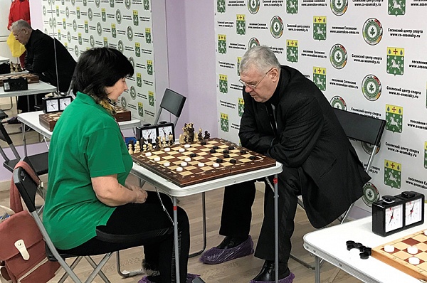 Жителей Сосенского приглашают на турниры по шашкам и шахматам