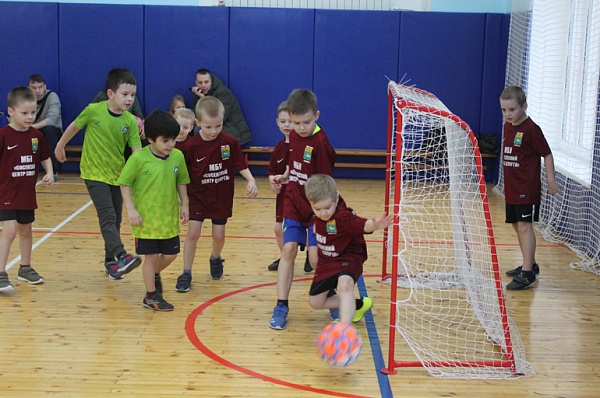 Футбольный турнир детских команд состоялся в Сосенском центре спорта