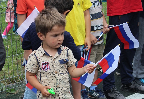 День России отметили в Сосенском спортивным праздником и концертом