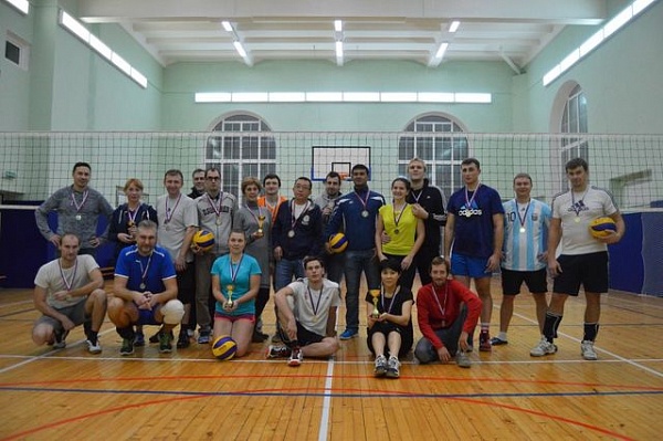 Открытый турнир по волейболу среди смешанных команд прошел в поселении Сосенское