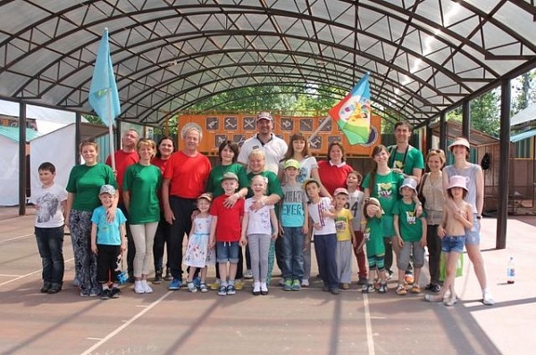 Сосенцы приняли участие в городских соревнованиях «Мама, папа, я – городошная семья» 
