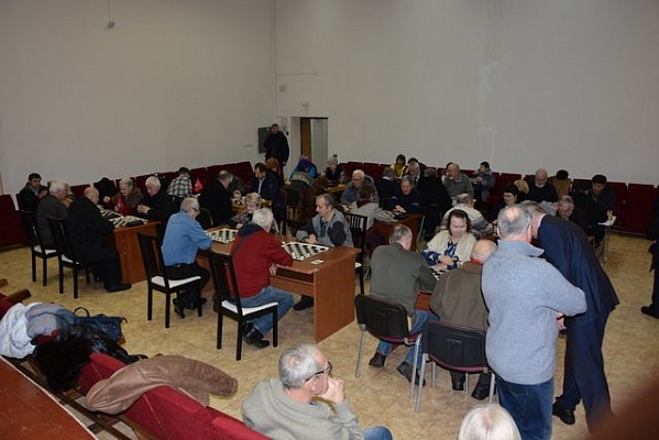 В Сосенском состоятся отборочные турниры по шашкам и шахматам