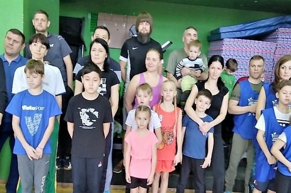 Семьи из Сосенского отправились на соревнования в Филимонковское 