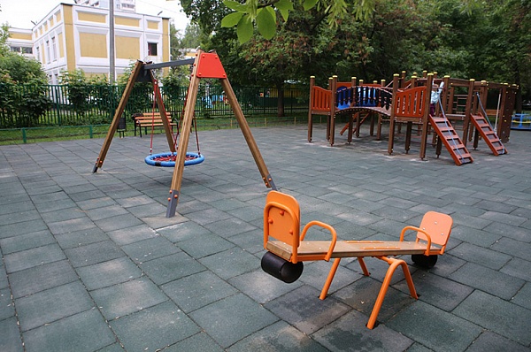 Детскую площадку в Бачурине отремонтируют