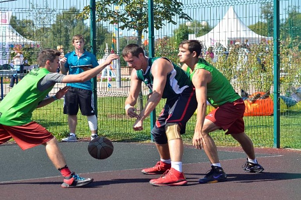 Соревнования по баскетболу проведут в Сосенском