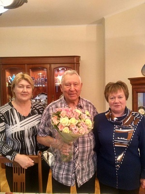 Жителю поселения Сосенское Николаю Литвинову исполнилось 85 лет