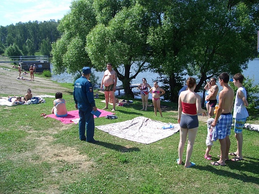 Спасатели провели рейды по патрулированию водных объектов Новой Москвы