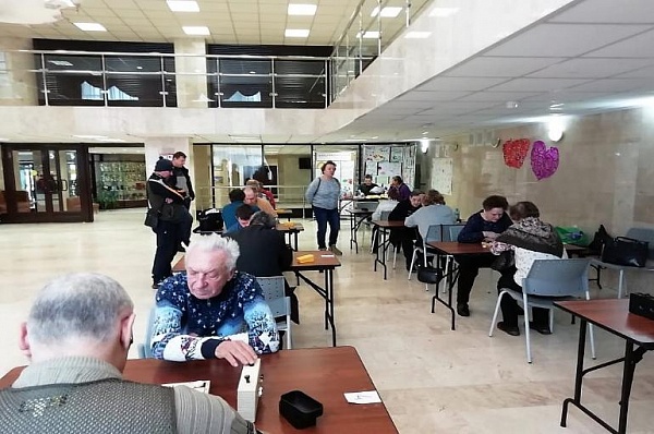 Жители Сосенского победили в интеллектуальных соревнованиях