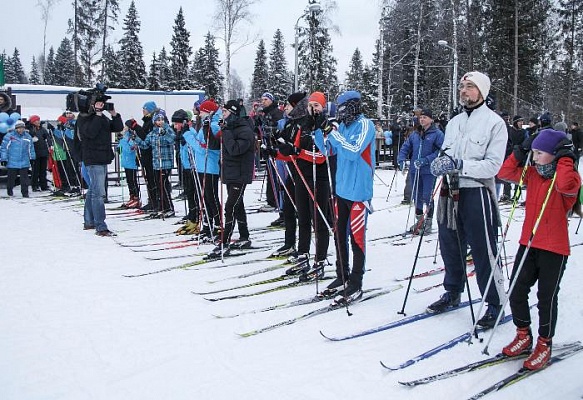 Жителей поселения пригласили поучаствовать в лыжных соревнованиях