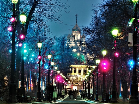 Подсветка улиц и зданий будет включена в Москве согласно зимнему режиму