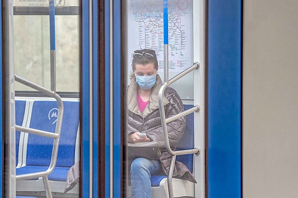 В общественном транспорте вводится обязательное ношение масок и перчаток 