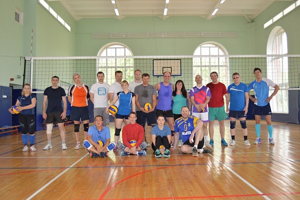 Открытый турнир по парковому волейболу состоялся в Сосенском