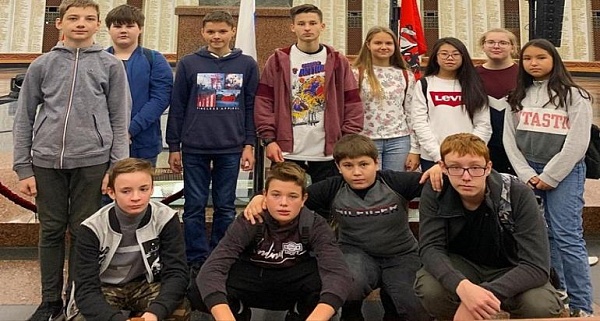 Школьники из Сосенского съездили на экскурсию 