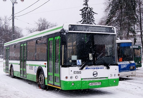 Дополнительные автобусы запустили в Коммунарку