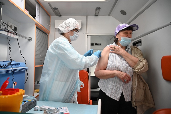 Эксперт посоветовал москвичам вакцинироваться от гриппа заранее