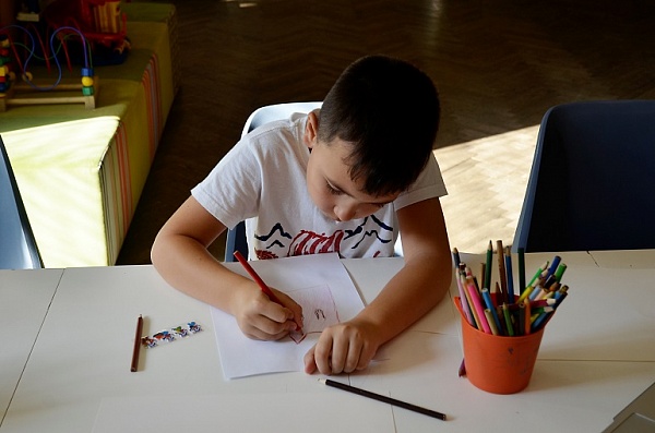 Сотрудники библиотеки №264 в поселке Коммунарка пригласили на творческий вторник