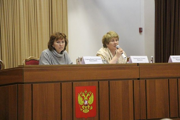 Татьяна Тараканова рассказала жителям о предстоящих субботниках