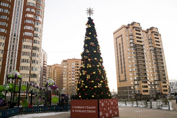Новогоднюю иллюминацию в Сосенском начнут демонтировать после 14 января