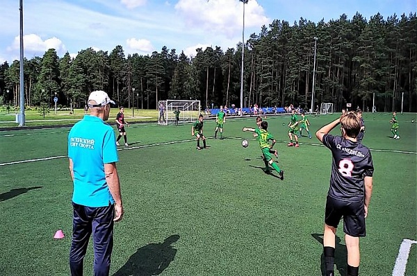Футболисты из Сосенского сыграют за место в полуфинале