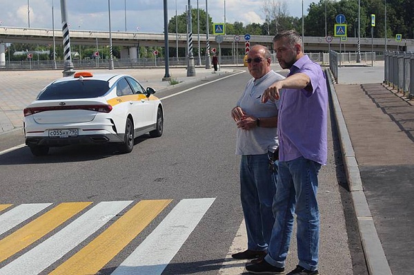  Ежемесячную проверку состояния дорог провели в Сосенском