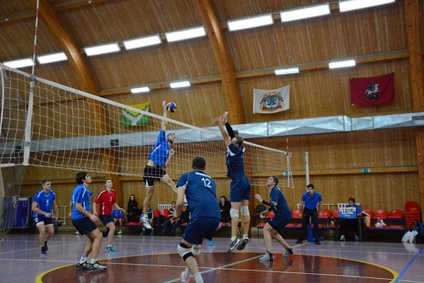 Сосенцы одержали победу в очередном матче Любительской волейбольной лиги