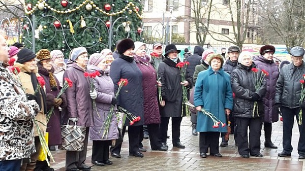 В поселении Сосенское прошел митинг в честь 74-й годовщины битвы под Москвой 