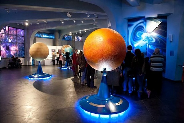 Администрация поселения организует экскурсию в Московский планетарий